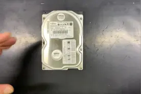 富士通台机硬盘 日本原装 01年就已经停产 再聊聊硬盘那些事儿！视频封面