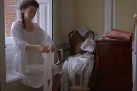 一位中世纪贵族妇女的穿衣需要十几道工序视频封面
