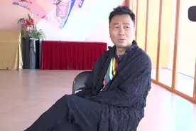 TVB视帝黎耀祥：我现在赚够了，跟老婆过着半退休生活视频封面