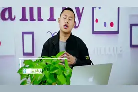日产骐达发动机变速箱有问题，花几万都修不好？修理工：两千就够视频封面