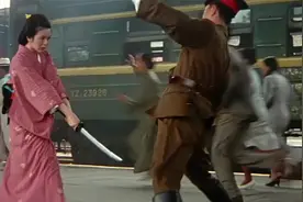 男子跟妻子结婚两年，落得离婚收场，把怨恨写在小说里！视频封面