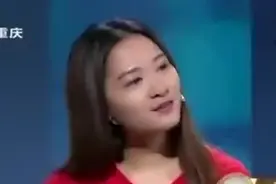 妹妹事事都要和姐姐比较，妹妹嫉妒姐姐长的漂亮，登台后妹妹道歉