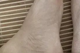 26岁痛风患者真是痛不欲生，买了三盒布洛芬，健康真的很重要视频封面