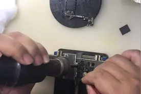 iPad Pro刷机报错14只能让维修师傅拆机修主板