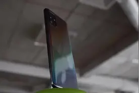 三星Galaxy A51点评视频封面