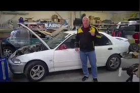 拉着手刹把车再开出11公里，会发生什么？视频封面