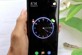 教你设置手机息屏时钟壁纸，还会准点报时，科技感十足