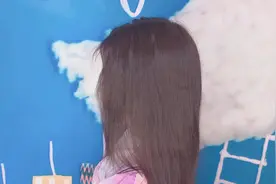 大过年女儿的长发怎么扎好看？教你这样扎，好学又好看视频封面