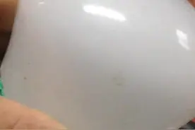 LED节能灯坏了不亮或微亮不要随意的扔掉，手把手教你如何修复视频封面