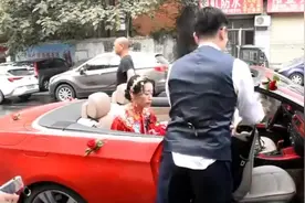1米7的姑娘只有90斤，双腿像一双筷子那么细，看着有点吓人