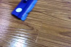 每次拖地地上都有很多水渍，特别湿滑，教你一招，拖地没水渍