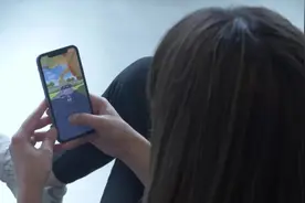 iPhone 11和iPhone XR你该怎么选？视频封面