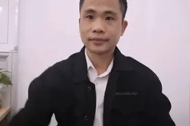 小哥分享：买车汽车生产日期这么看，可以分辨问题车，不怕坑视频封面