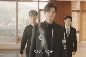 徐璐张铭恩牵手逛商场恋情曝光，网友感叹：这才是男才女貌！视频封面