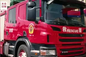 无畏坚守14年的“火焰蓝”，他才是我们身边的英雄图片