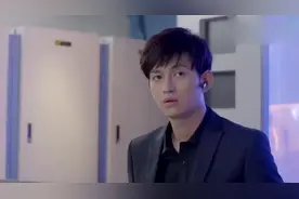 千万别请小迪当保镖！陪雇主逛次商场！竟要揍他一顿！视频封面