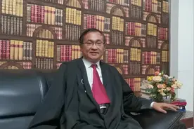 为妻子办户口，公婆房产登记其名下，离婚要占为己有，法院支持？视频封面