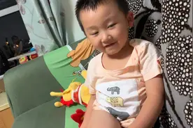 北京生活：三岁娃上了十天幼儿园，学会自己穿衣服，宝妈说真棒视频封面