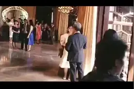 点烟我只服乌鸦，这姿势一般人学不来啊，真酷视频封面