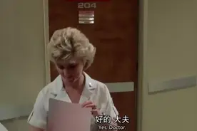 这个警察真胆大，征用女司机学员的车追歹徒，最淡定的还是教练！视频封面