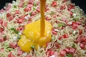 方便面这样做要火了，出锅金黄酥脆，一盘根本不过瘾！