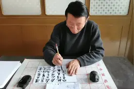 毛主席指挥十万红军下吉安，随手写下了这首诗，千古流传万古流芳视频封面