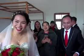 广东一姑娘出嫁，新郎是介绍的，小新娘两岁，蛮有夫妻相的视频封面