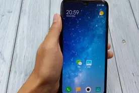 这样设置一下，微信聊天的时候就会有音乐音符飘落，非常好看视频封面