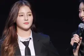 Momoland 韩国女团超近距离饭拍系列视频封面