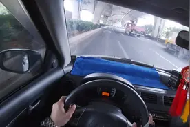 这辆十年前花10万买的合资小车，开上高架真实的隔音和加速水平。视频封面