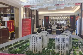 话说深圳天价茶水费，房产销售乱象丛生，你了解的有多少？视频封面