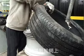 轮胎补好了，安装到轮辋上充气调整胎压后再把车轮安装上啦视频封面