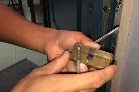 去实体店买锁芯，同质量比网上贵10倍，价格相差这么大吗？视频封面