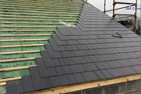 自建房使用塑料聚合板做屋顶，重量轻安装快成本低视频封面