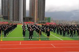 全国中学生武术体操——英雄少年