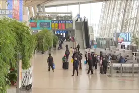 南京：五一小长假：长三角铁路增开50对管内临客|零距离0422视频封面