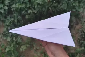 飞得又直又远的纸飞机，折法原来这么简单，小朋友超喜欢