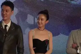 冯绍峰眼神一投过来，赵丽颖就会害羞闪躲，害羞了！视频封面