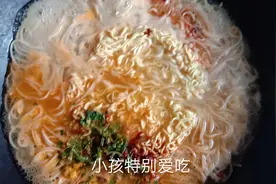 吃泡面怕上火不敢吃，这样煮的泡面不上火，而且非常好吃