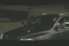 夺帅：小混混目中无人的，没想到电梯上的是大哥，这下惨了吧！视频封面