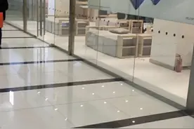 带大家看下 各个手机品牌同时段售后的客流量视频封面