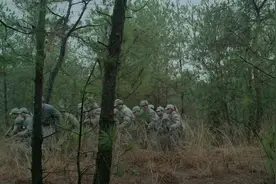 没有电台的侦查队，以为发现鬼子火炮阵地，不料惨遭鬼子包围炮击