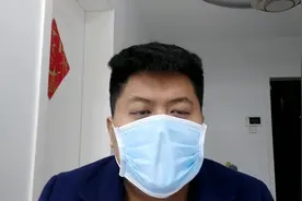 男子向UFC冠军张伟丽求婚，张伟丽回应，做到这件事马上领证结婚视频封面