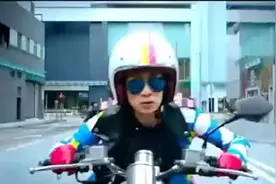 华晨宇演唱电影《使徒行者》插曲Here We Are，不愧是实力派歌手视频封面