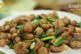 书记县长当导游：走在兴宁区的黄金大道上，最不缺就是各种美食视频封面