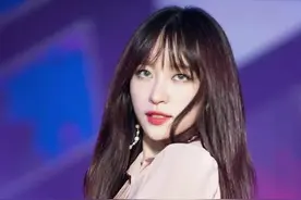 HANI 饭拍皮裤版 -视频封面