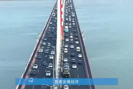 重庆到湖南正在修一条高铁，沿途经济将有新发展，经过你家乡了吗