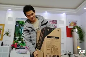 购买全新电脑全职做好自媒体，我们一起探讨怎样做好自媒体吧视频封面