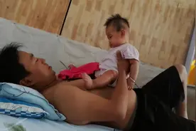 这是什么笑  冷笑？视频封面