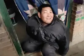 农村脑瘫患者二十七岁了不能自理，靠七八十的爷奶照顾，真不容易视频封面